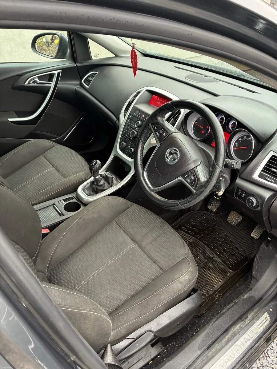 2010 Opel Astra 1.7CDTI - Image 4