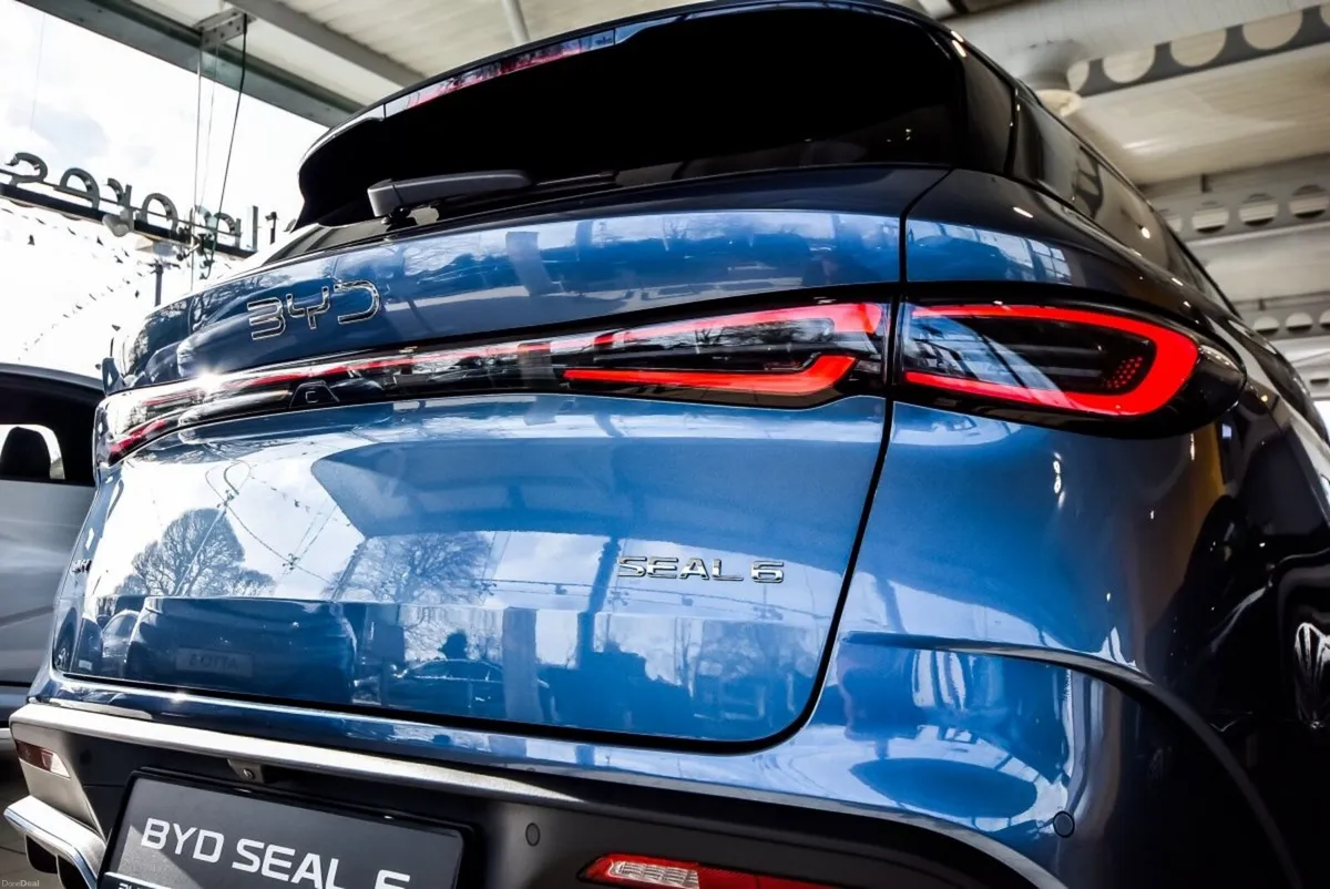 BYD Seal 6 Seal 6 Touring Comfort Plug in Hybrid - Image 6