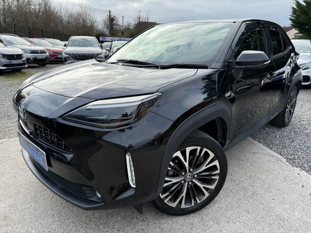 2020 Toyota Yaris Cross  1.5 HYBRID Z AUTO - Image 2