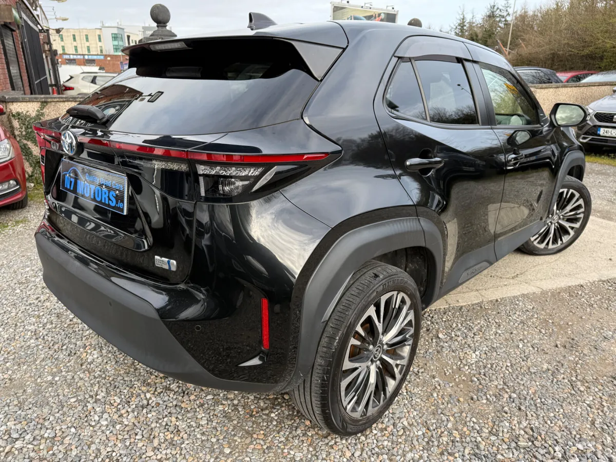 2020 Toyota Yaris Cross  1.5 HYBRID Z AUTO - Image 4