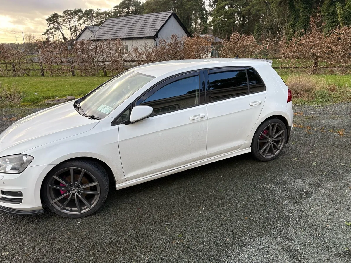 Volkswagen Golf - Image 2
