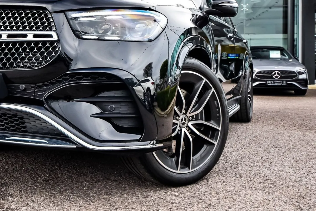 Mercedes-Benz GLE 400e AMG Coupe Premium Plus 375b - Image 6
