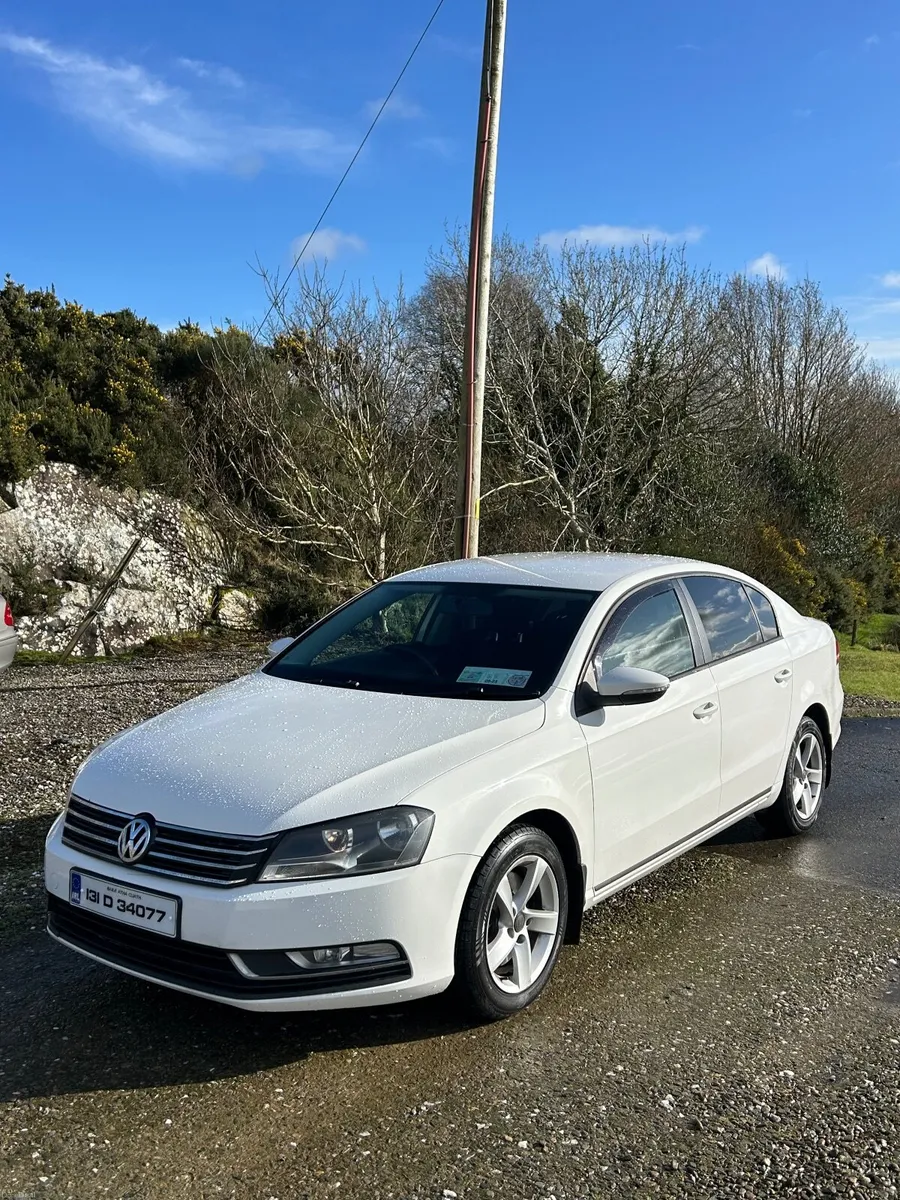 Volkswagen Passat 2013 - Image 1