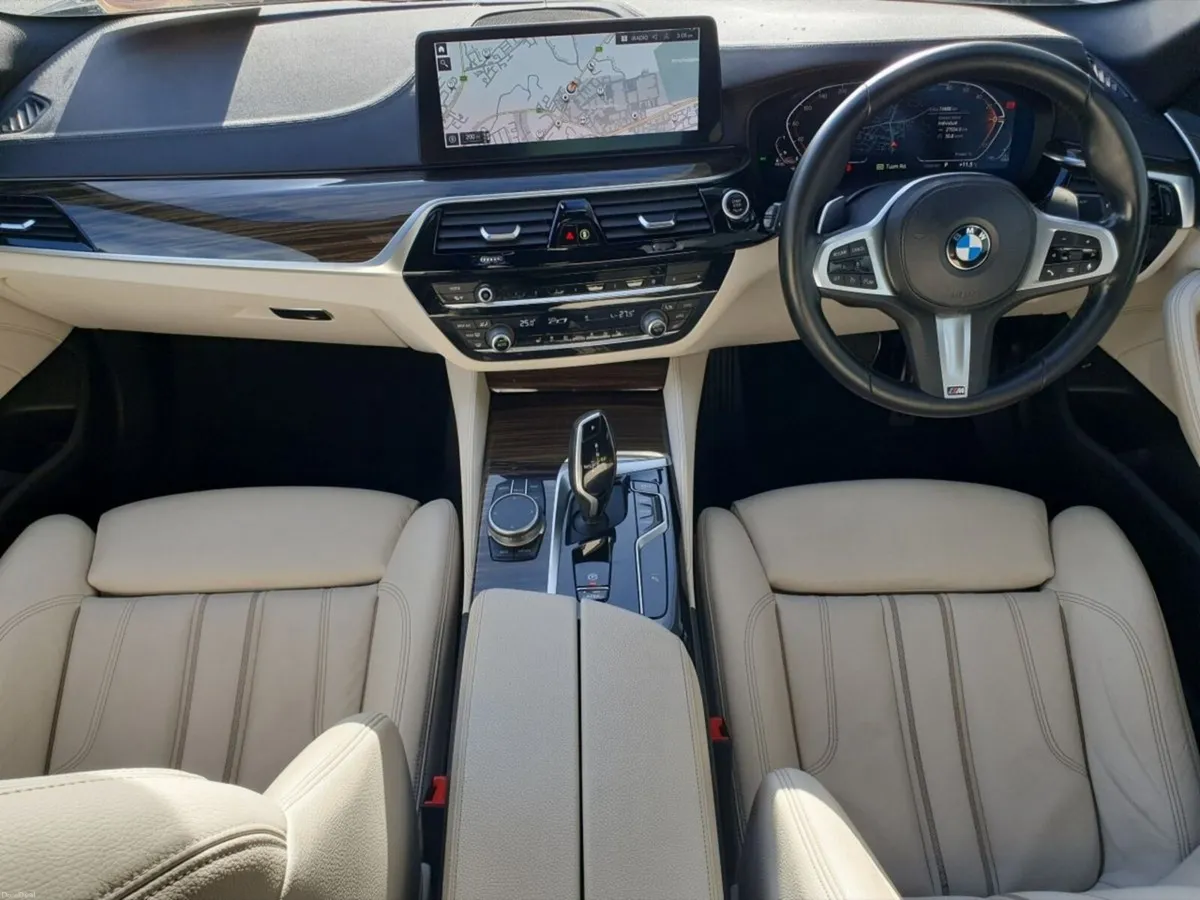 BMW 5-Series 520d xDrive M Sport Saloon - Image 4