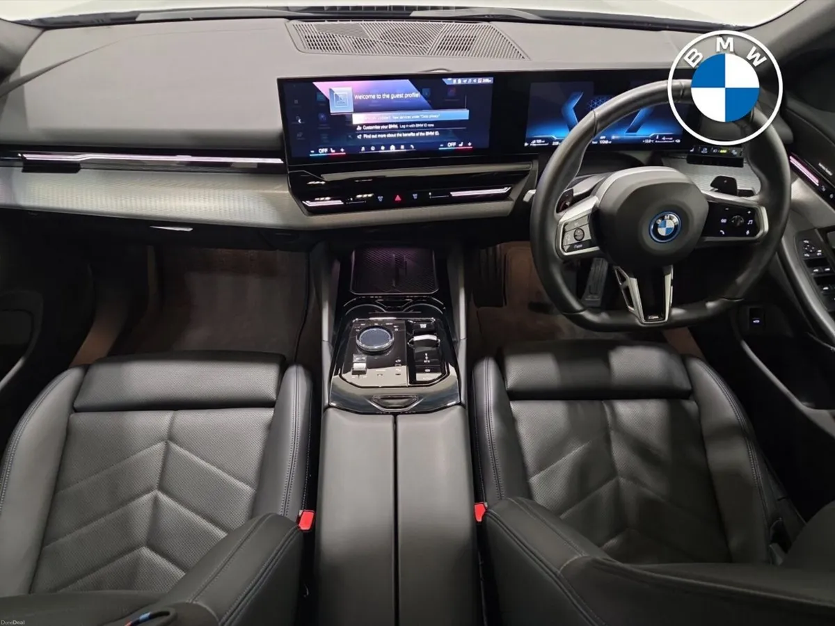 BMW 5-Series 530e M Sport Saloon - Image 4