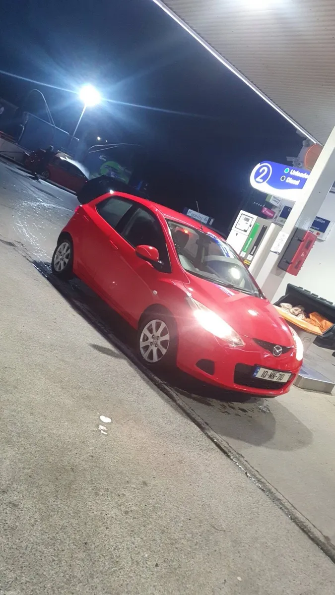 Mazda 2 - Image 1