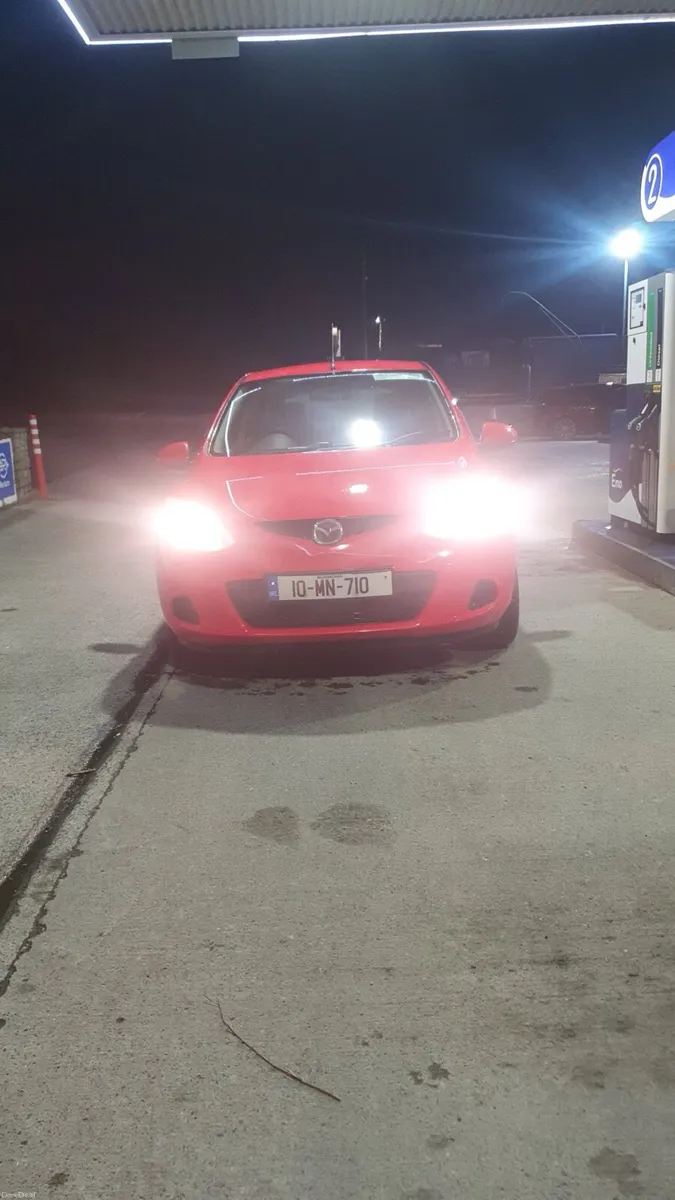 Mazda 2 - Image 4