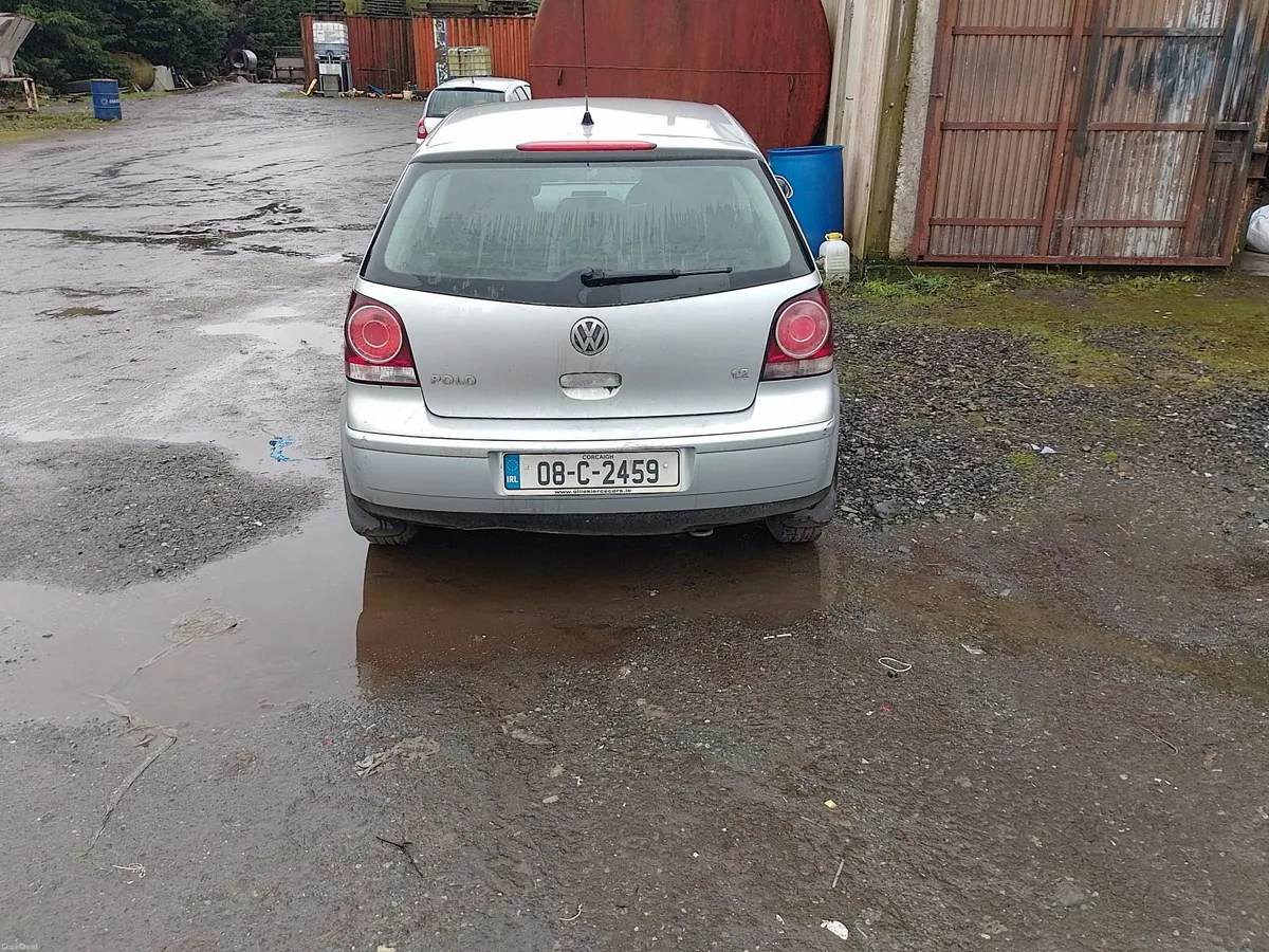Volkswagen Polo 2008 crashed - Image 2