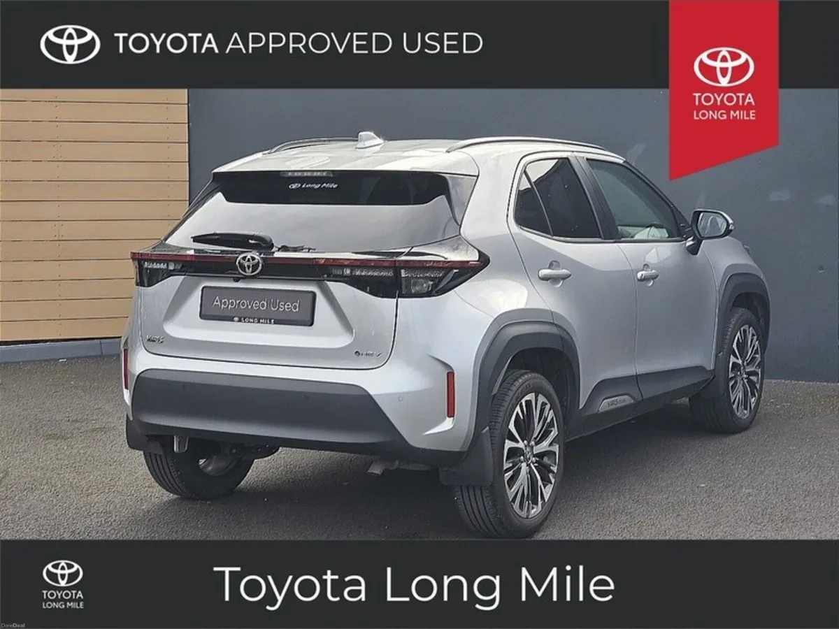 Toyota Yaris Cross 1.5 Hybrid Sol 5Dr - Image 3