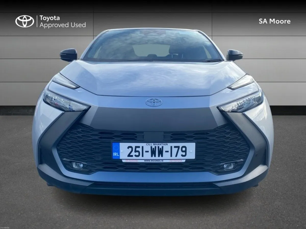 Toyota C-HR HYBRID SPORT - Image 5