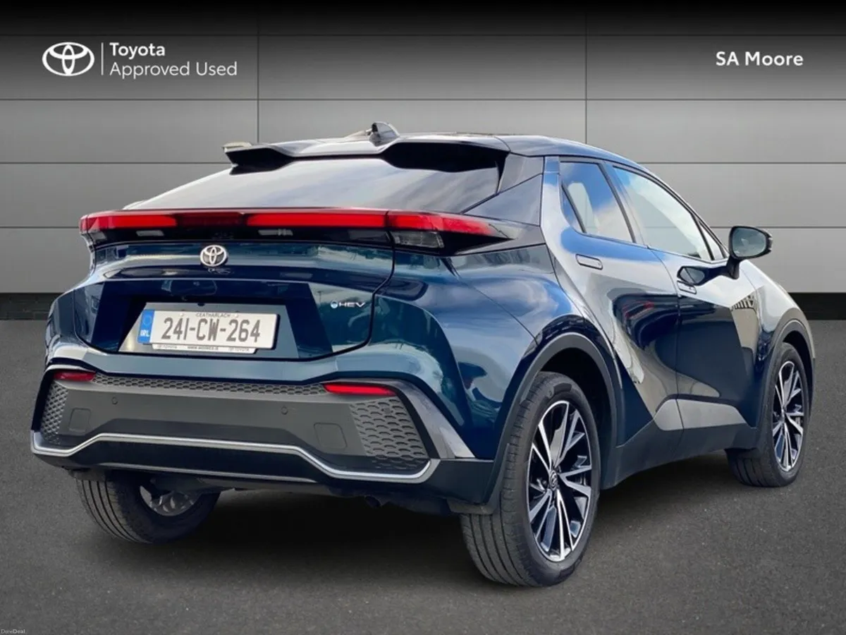 Toyota C-HR HYBRID SOL - Image 2