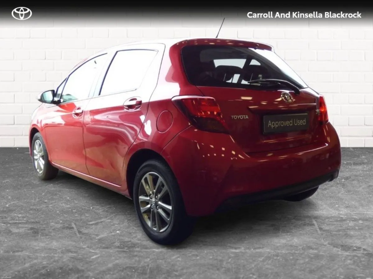 Toyota Yaris 1.0 Luna Manual - Image 2