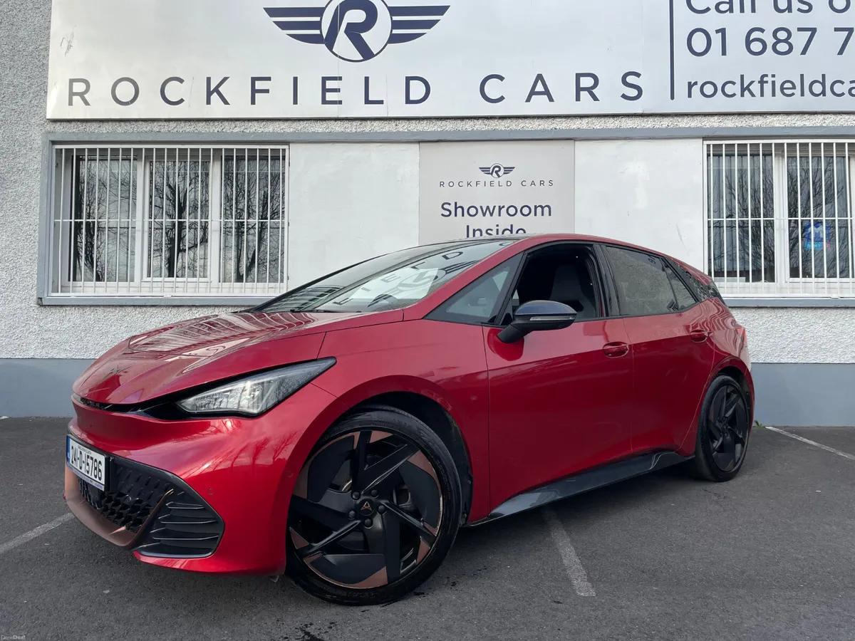 PAN ROOF - 58KWH 231HP - MESSAGE SEATS - 120TAX - Image 1