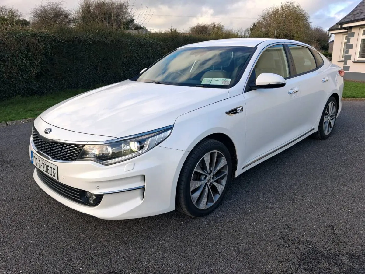 2017 Kia Optima Platinum - Image 3