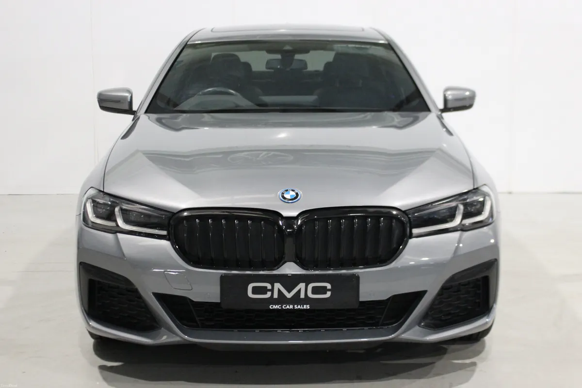 BMW 5-Series 2022 530 M SPORT PRO HIGH SPEC - Image 2