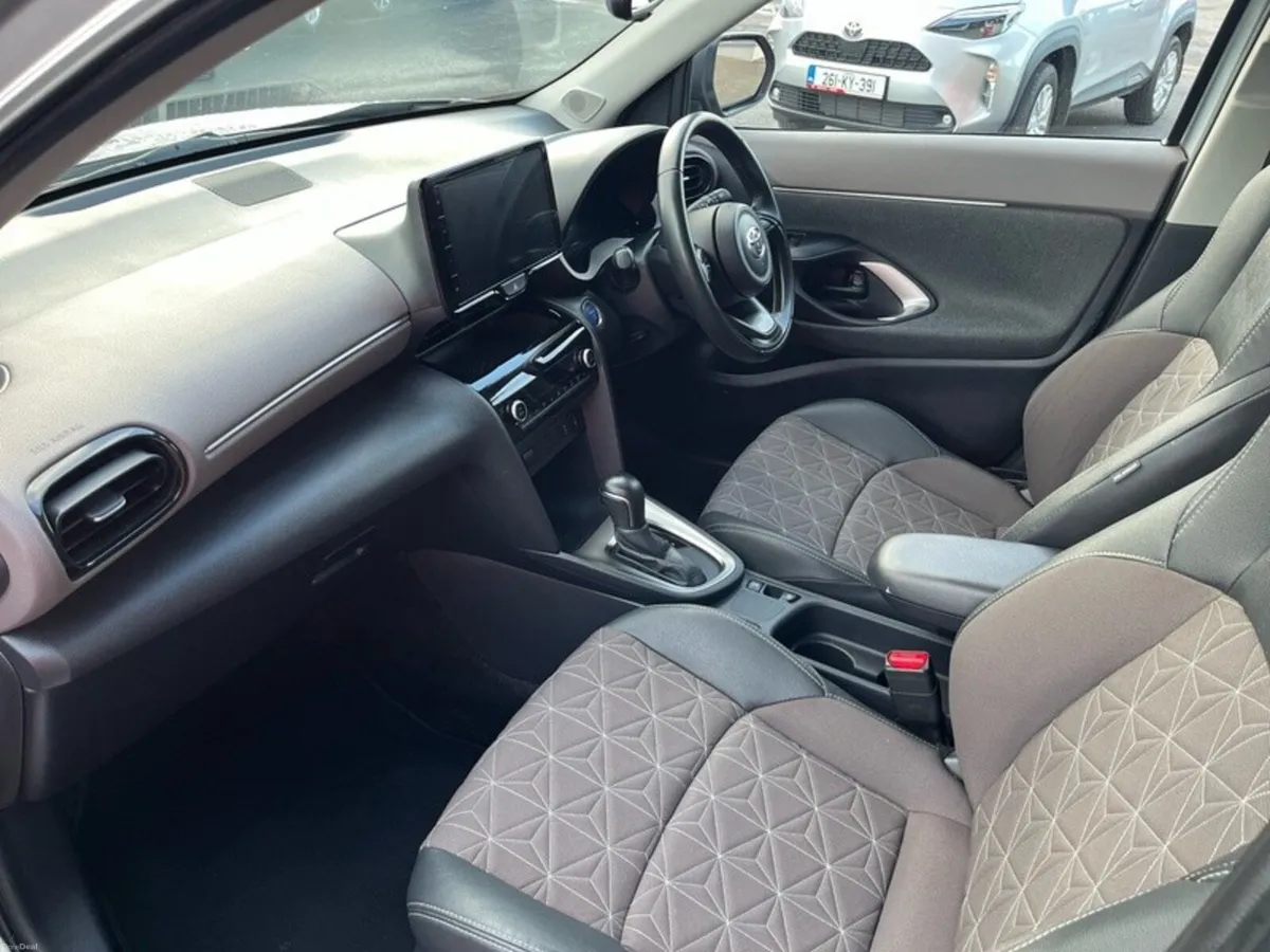 Toyota Yaris Cross YARIS CROSS SOL - Image 6