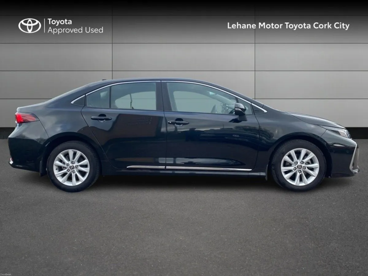 Toyota Corolla COROLLA SALOON LUNA - Image 3