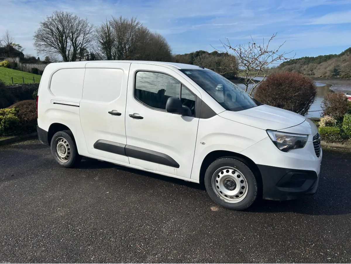 Opel Combo L2H1 1.6 CDTI 5DR - Image 2