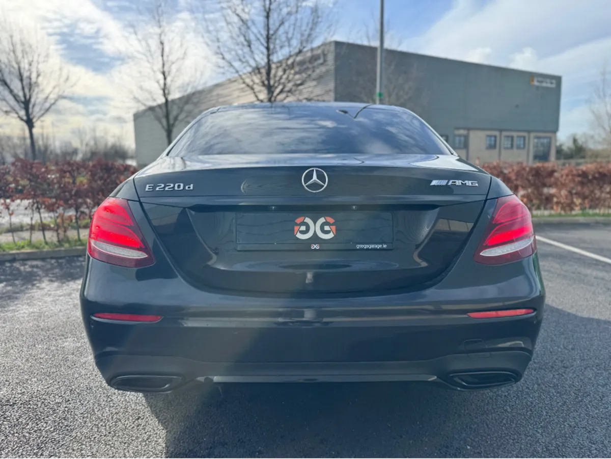 Mercedes-Benz E-Class 2.0 D AUTO AMG LINE - Image 4