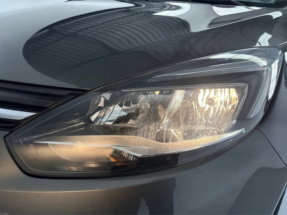 Vauxhall Zafira 7 SEATER TURBO SRI**HEATED LEATHER - Image 4