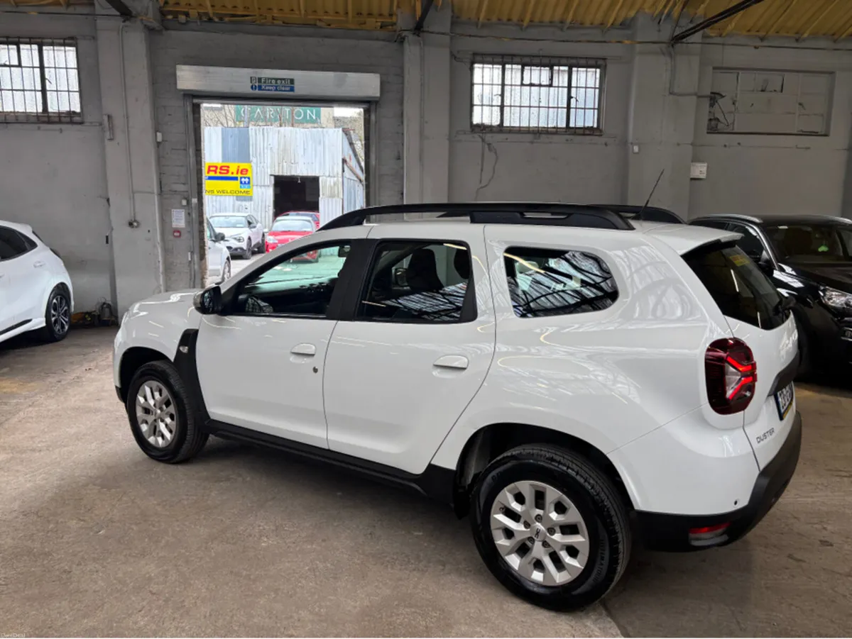 Dacia Duster EXPRESSION BLUE DCI 115 4X2 NB - Image 4