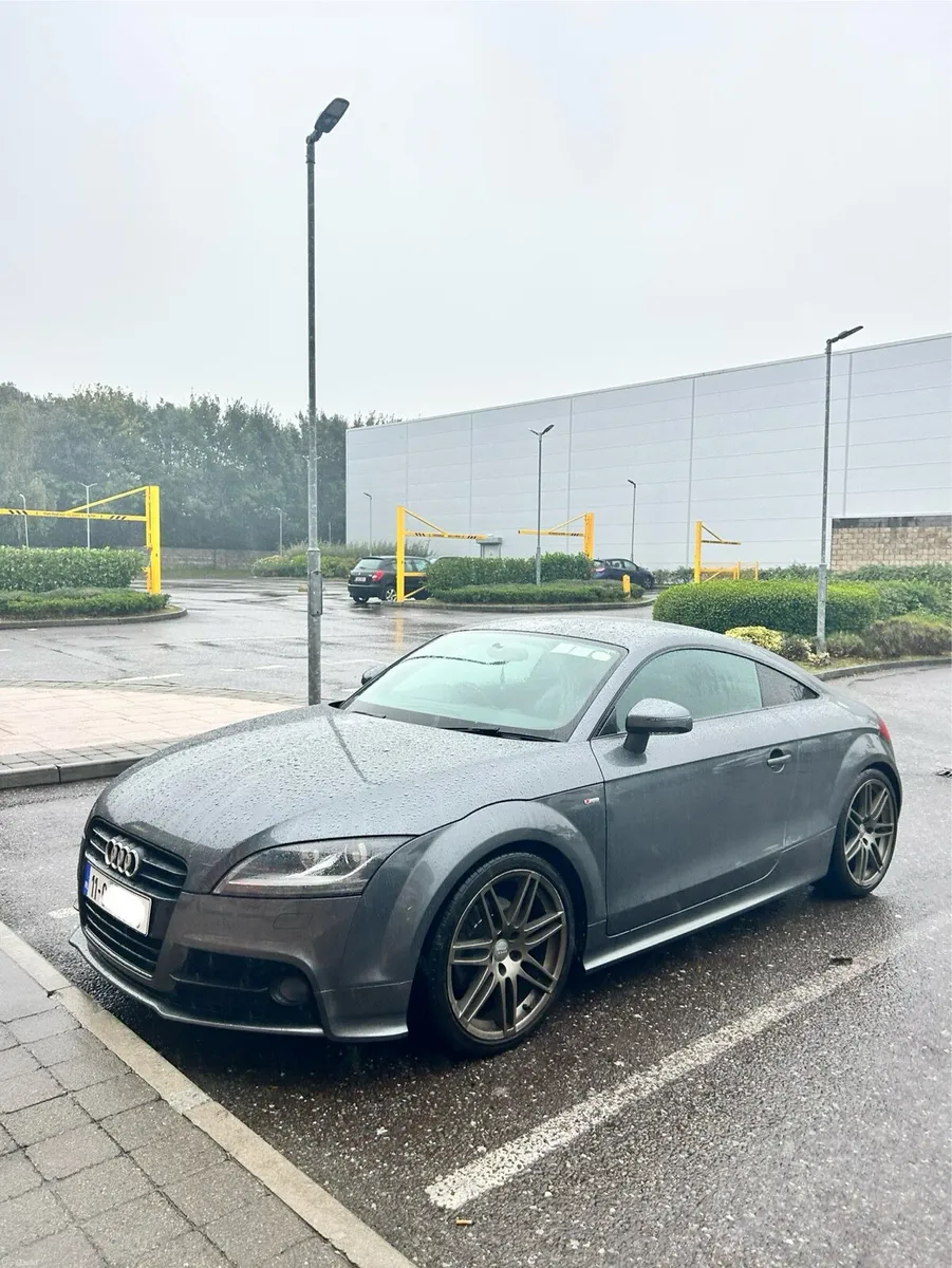 Audi TT 2011 S-line Quattro 2.0L diesel - Image 1