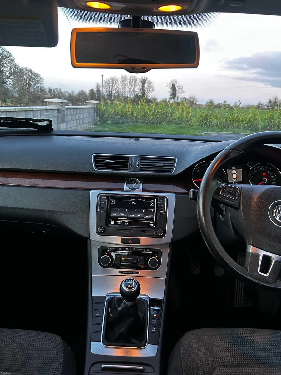 Volkswagen Passat Comfortline 2011 - Image 3