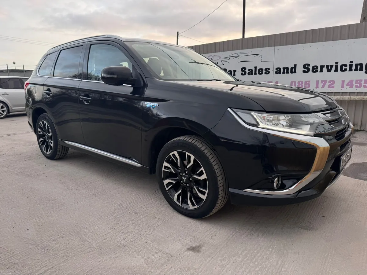 161 Mitsubishi Outlander PHEV 2.0L MIVEC 4WD - Image 1