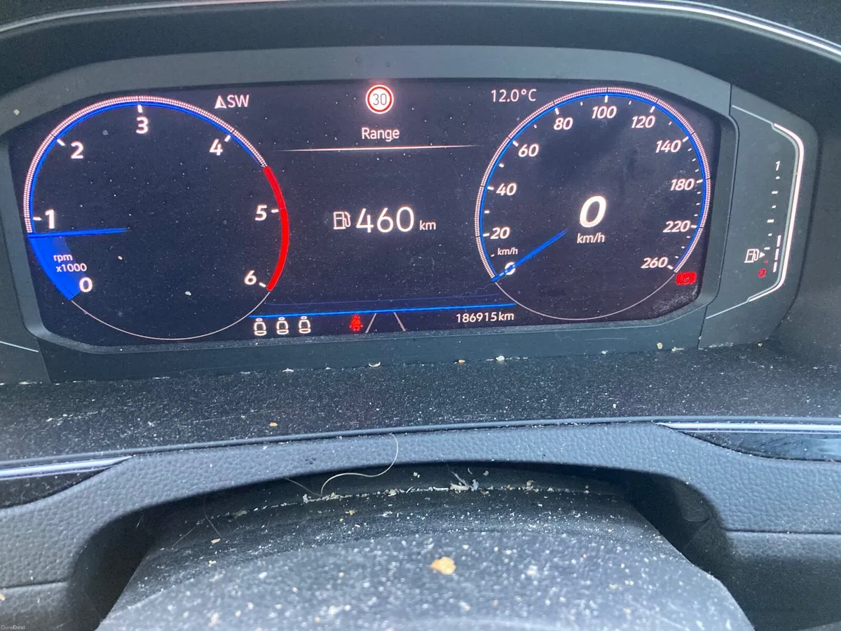 Volkswagen Passat 2020 - Image 3