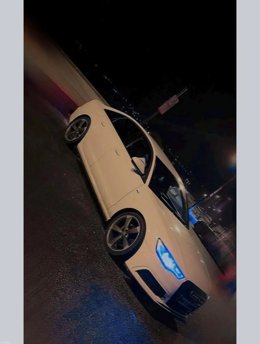 Audi A6 2014 - Image 2