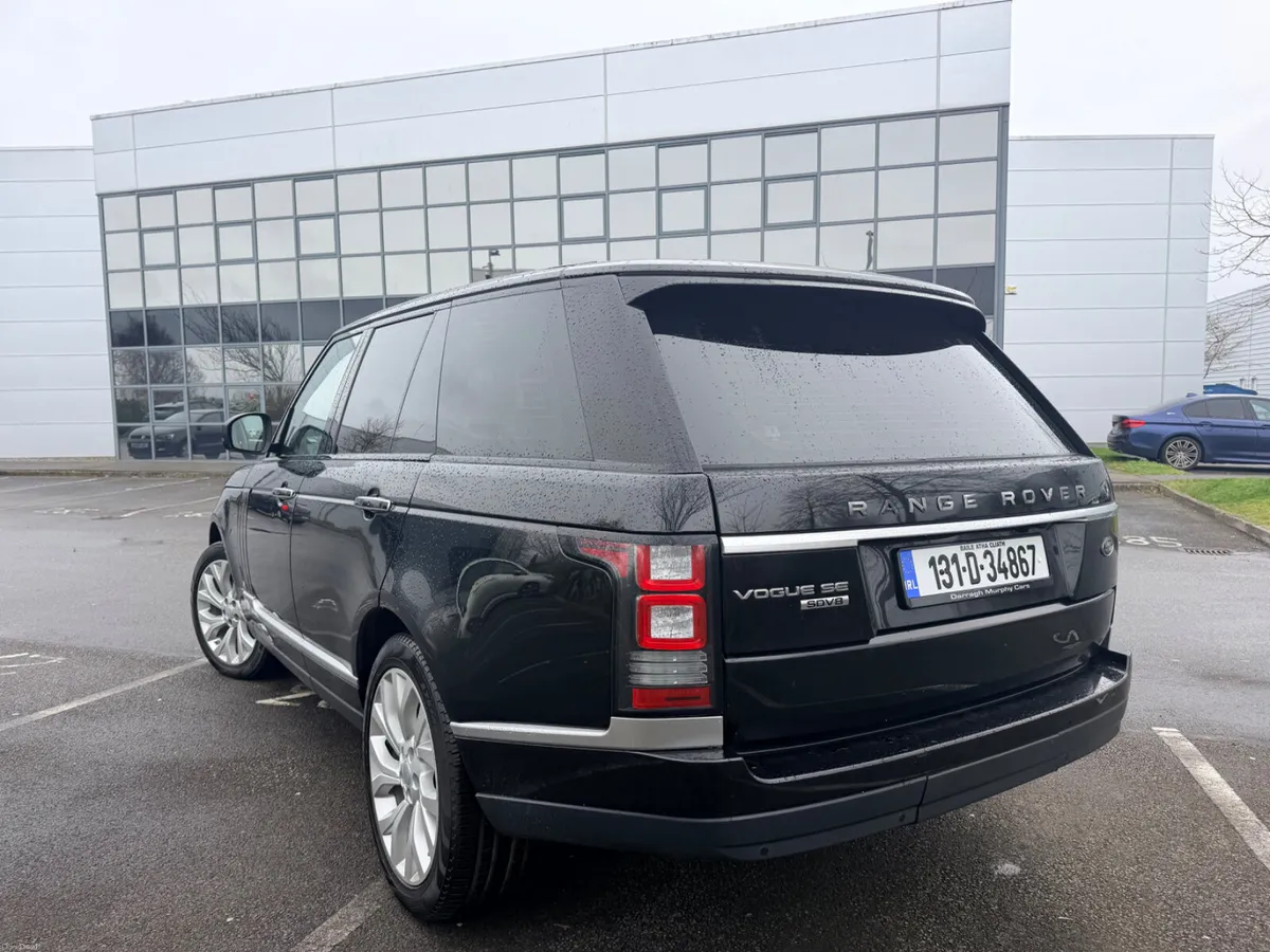 131 Land Rover Range Rover 4.4 Vogue SE SDV8 - Image 3