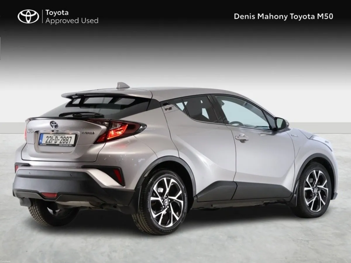 Toyota C-HR Sport Hybrid - Image 2