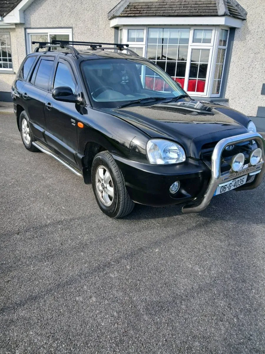 Hyundai Santa Fe 2006 - Image 1
