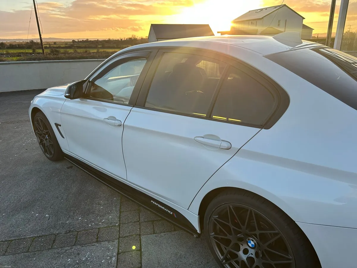 BMW 3 series - Image 3