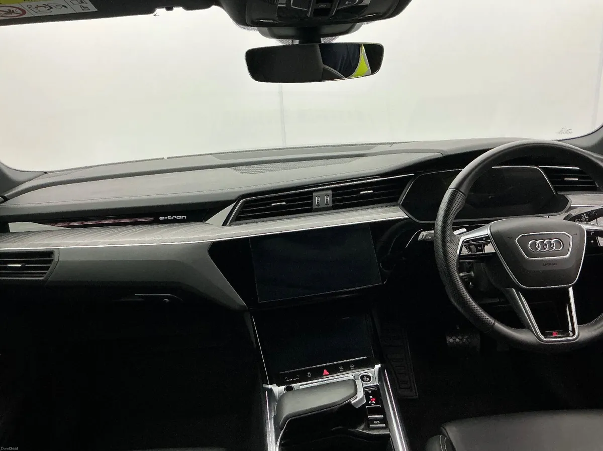 AUDI E-TRON VORSPRUNG 50  SPORTBACK // HIGH SPEC - Image 2