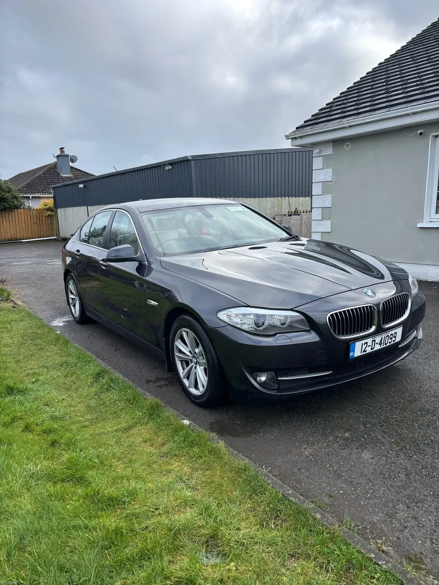 BMW 520d - Image 1