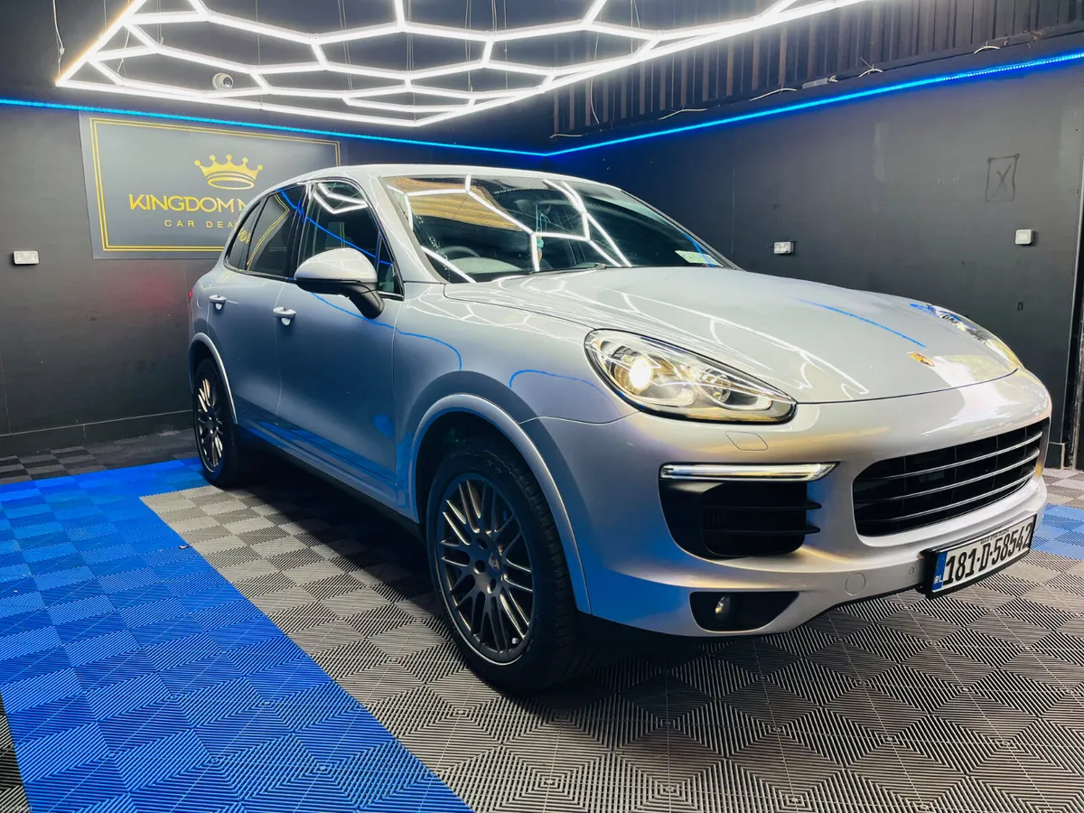 Porsche Cayenne 3.0 diesel,Commercial,LOW KM - Image 2