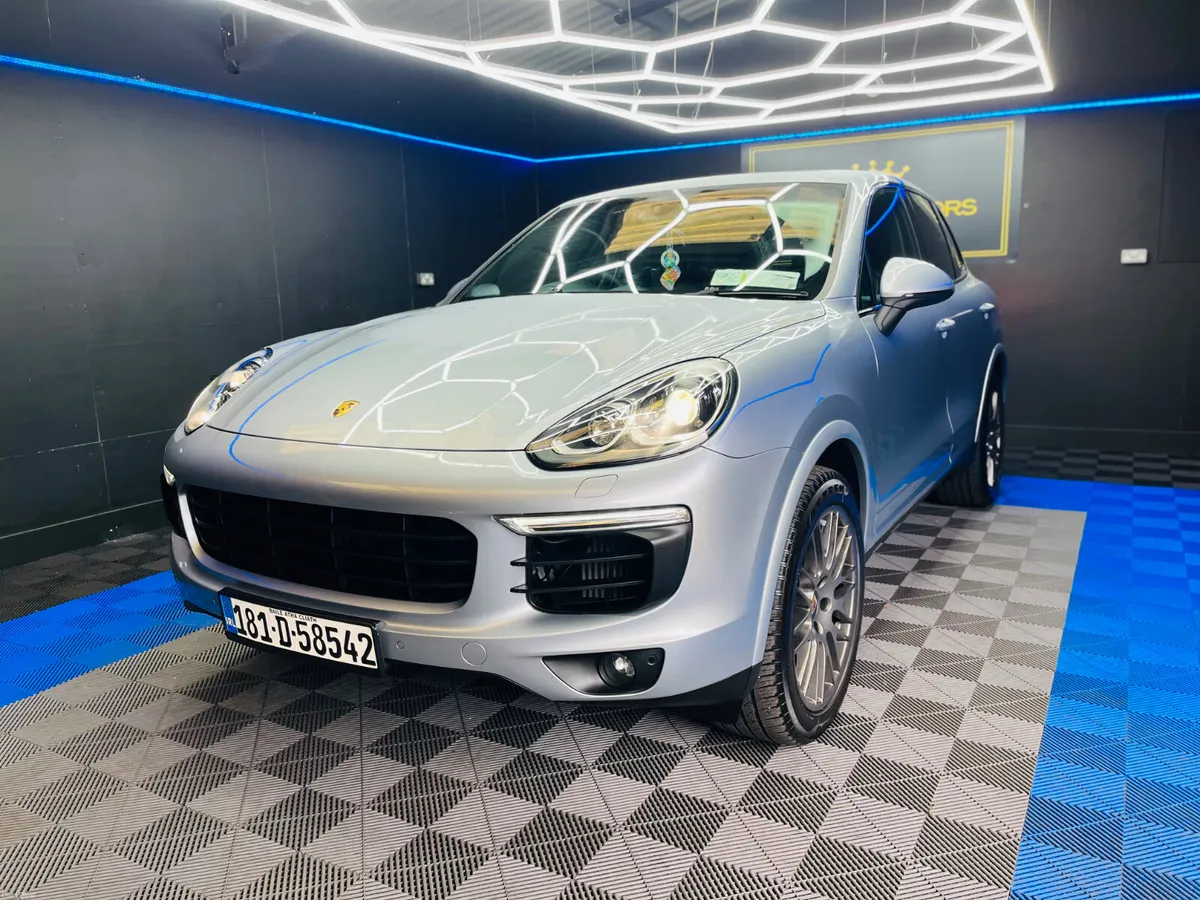 Porsche Cayenne 3.0 diesel,Commercial,LOW KM - Image 5