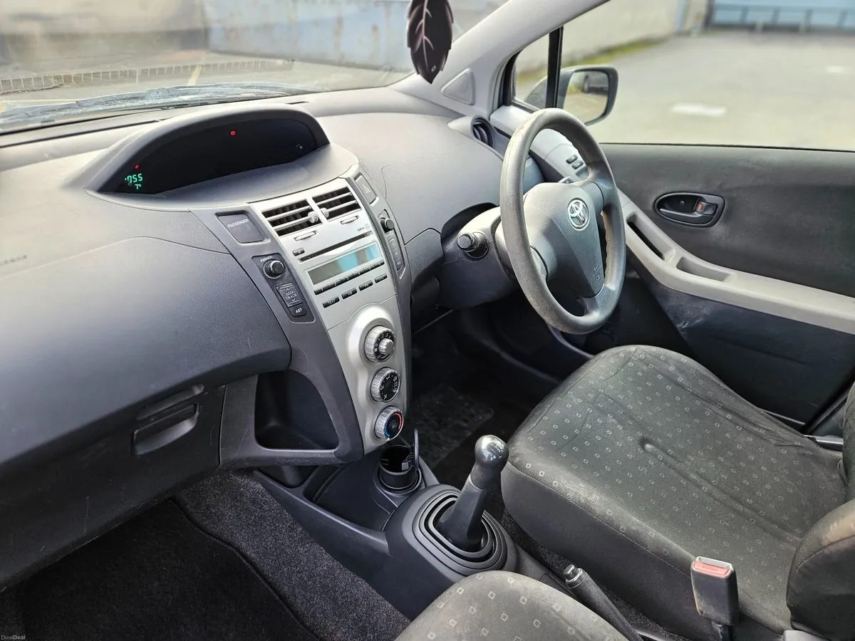 Yaris 1.0 New NCT 01/2027 - Image 4