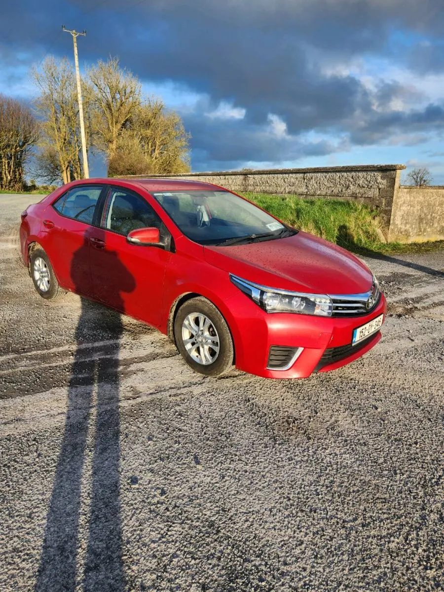 Toyota corolla - Image 2