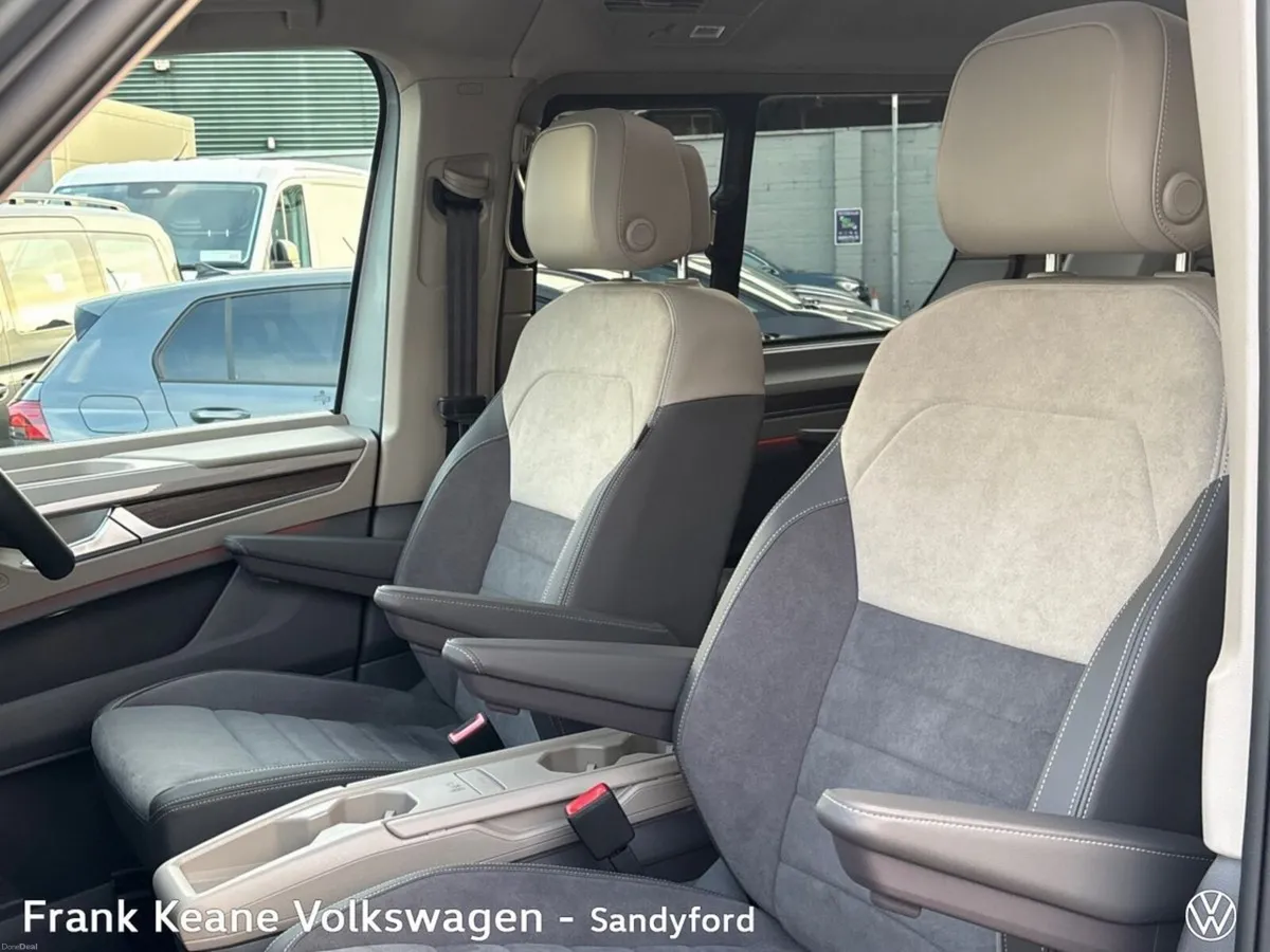 Volkswagen Multivan STYLE AUTO 1.5 PLUG-IN HYBRID - Image 4