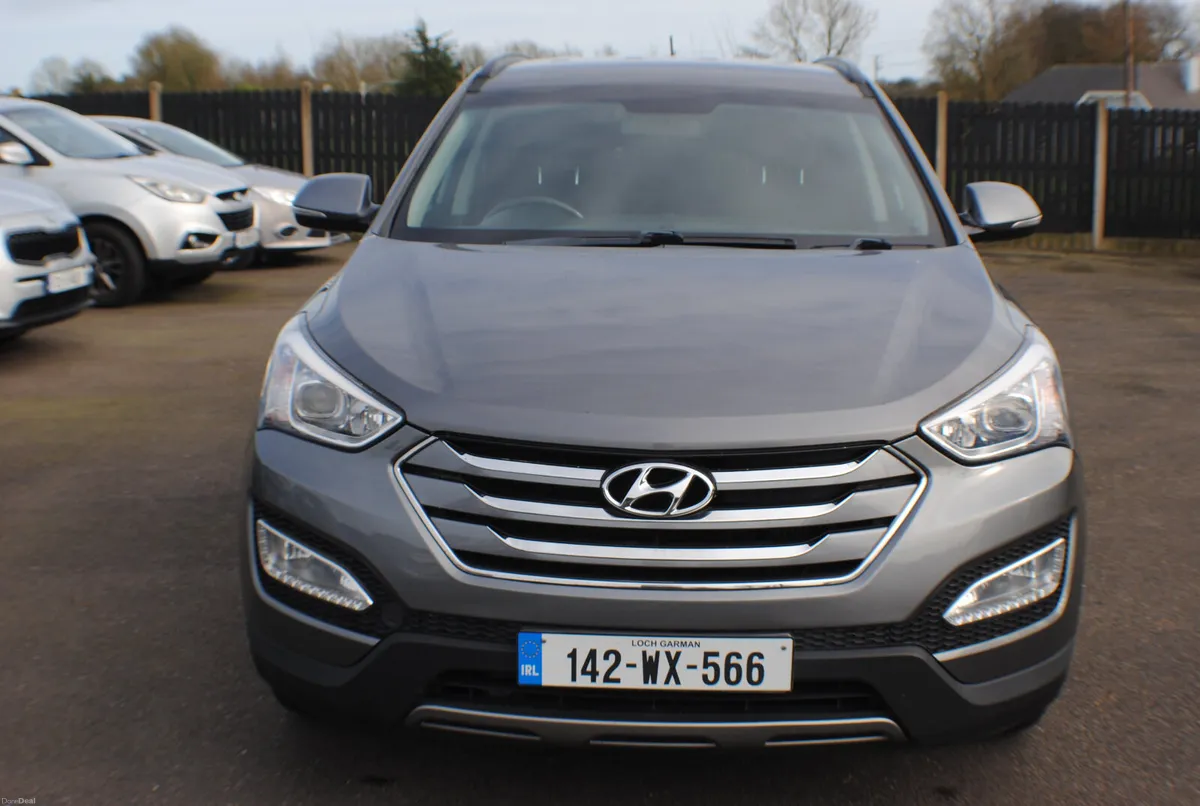Hyundai Santa Fe 2014 2.2 CRDI 2WD 7 SEATER - Image 1