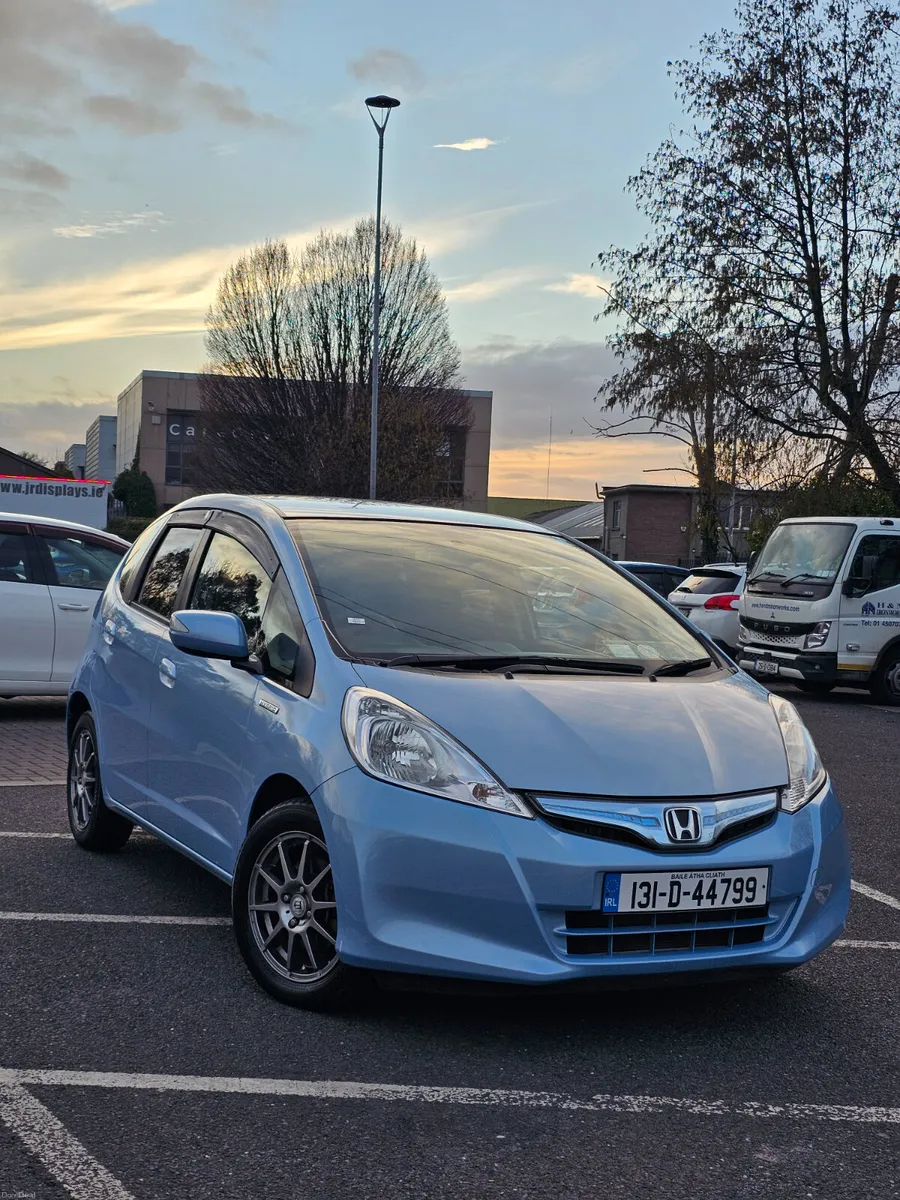 Honda Fit 2013 Automatic - Image 1
