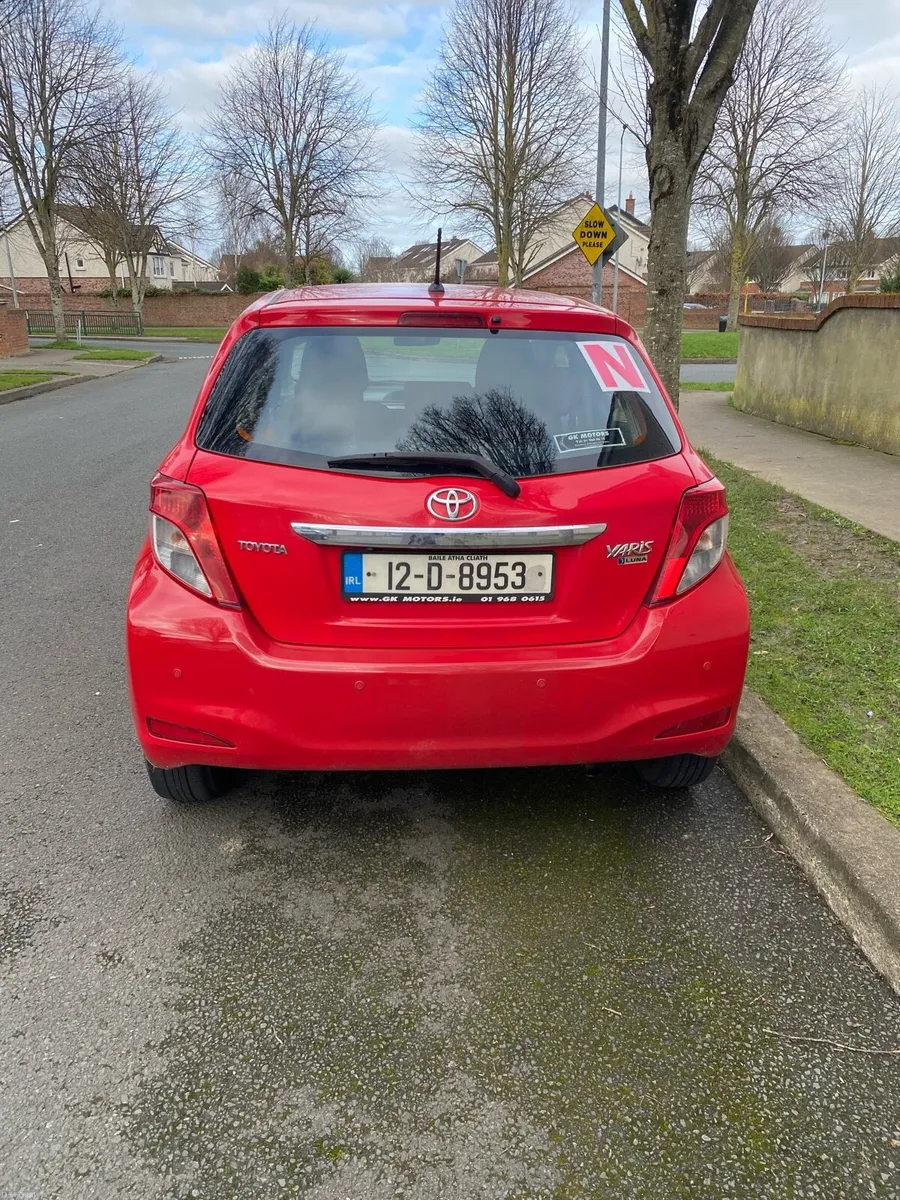 Toyota Yaris 2012 - Image 3