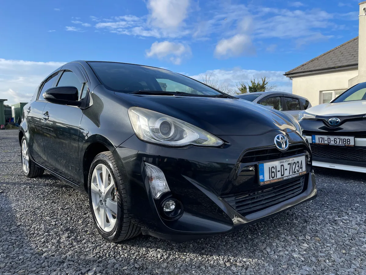 Toyota aqua 2016 1.5, HYBRID “Push Start” - Image 1