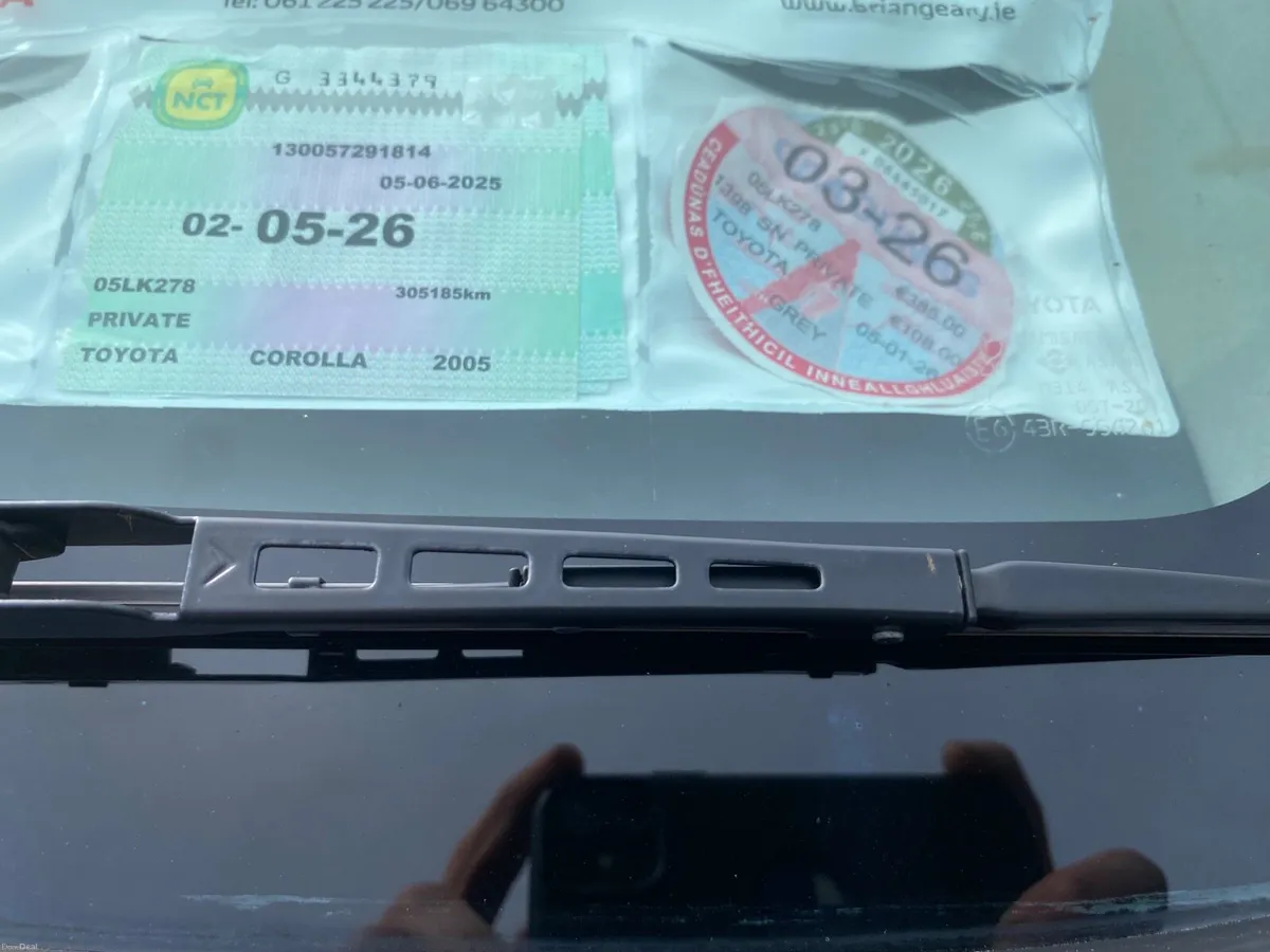 2005 TOYOTA COROLLA NCT 5/26 TAXED 3/26 - Image 3