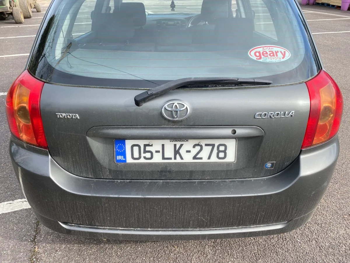 2005 TOYOTA COROLLA NCT 5/26 TAXED 3/26 - Image 4