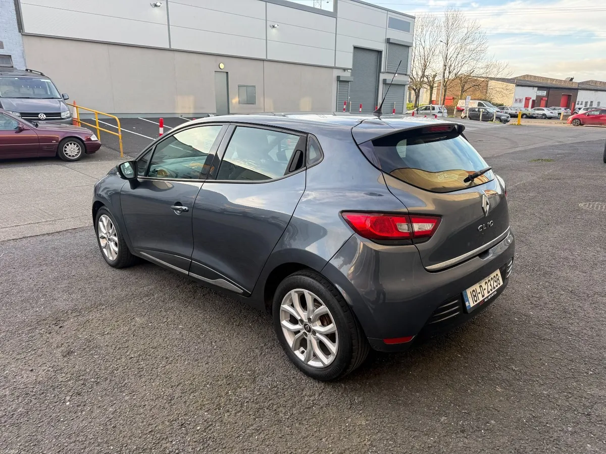 Renault Clio 2018 nct tax - Image 3