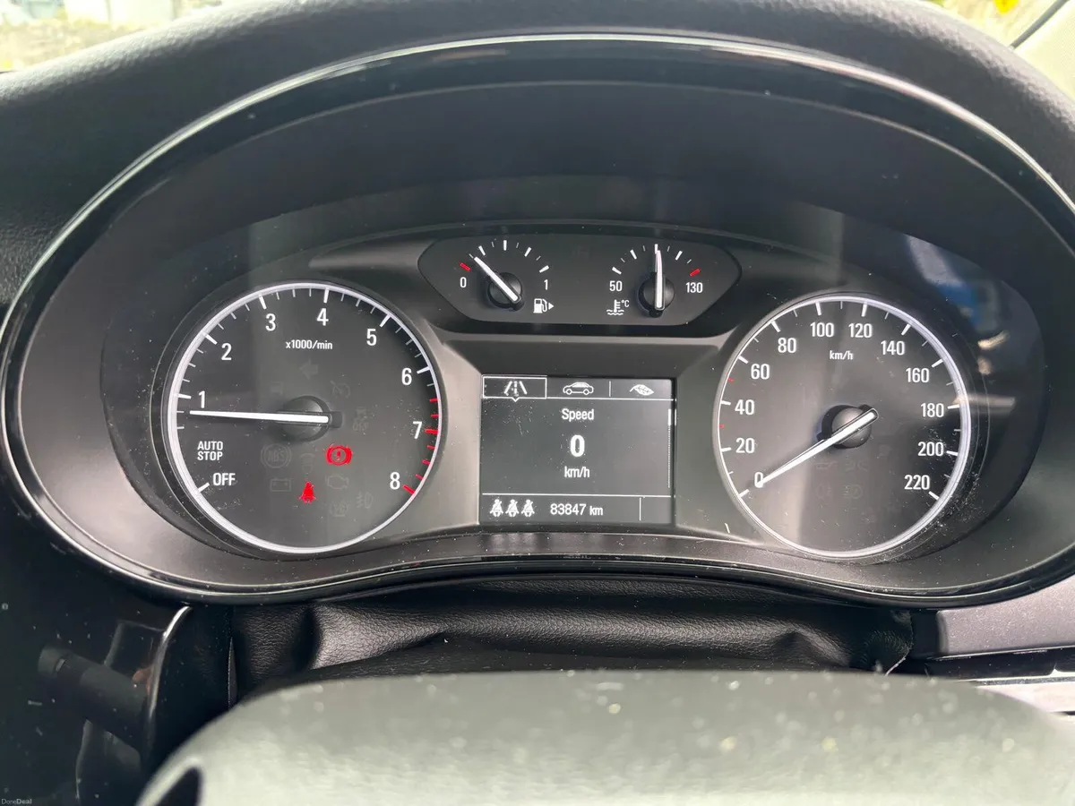 Opel Mokka 2018  PETROL  LOW  MILEAGE - Image 3