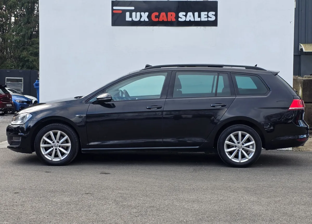 2016 Volkswagen Golf 1.6 TDI LOUNGE // NEW NCT - Image 3
